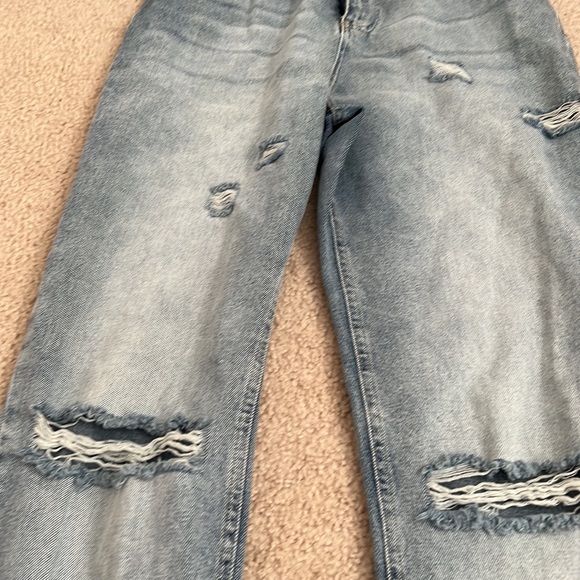 MISSGUIDED JEANS - Picture 3 of 5